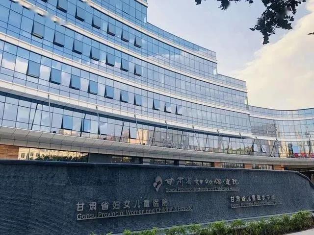 歐陸美居抗菌吊頂再次應(yīng)用于多家三甲醫(yī)院，為醫(yī)療保障體系再加安全鎖